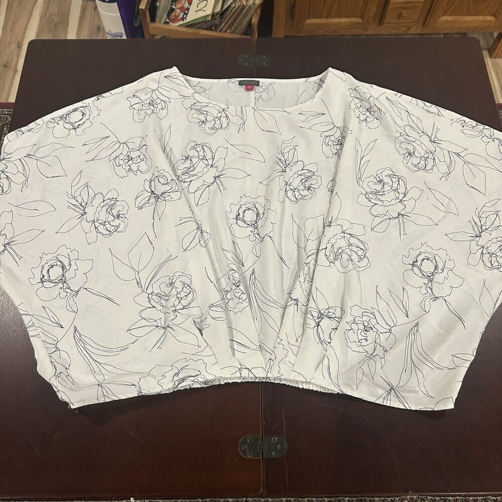 Vince Camuto 2X White Floral Blouse Dolman Batwing Sleeve Loose Fit Top